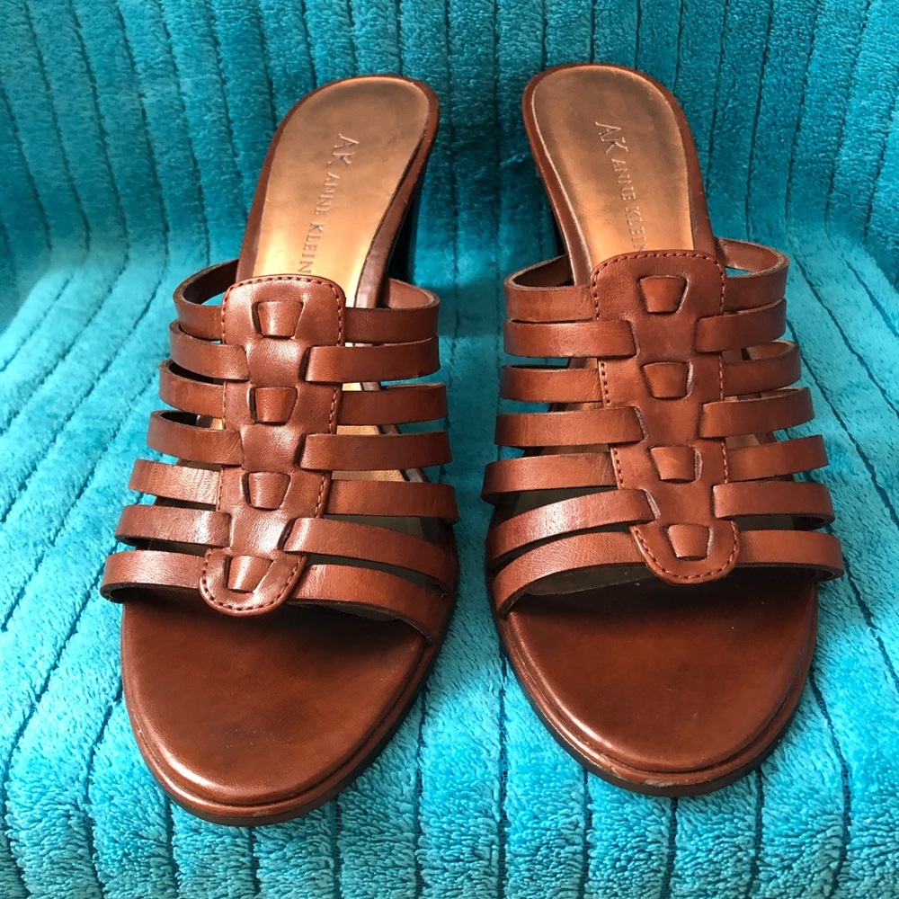 Beautiful Anne Klein brown sandals